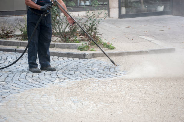 Best Gas Station Cleaning  in Loma Ri, CA